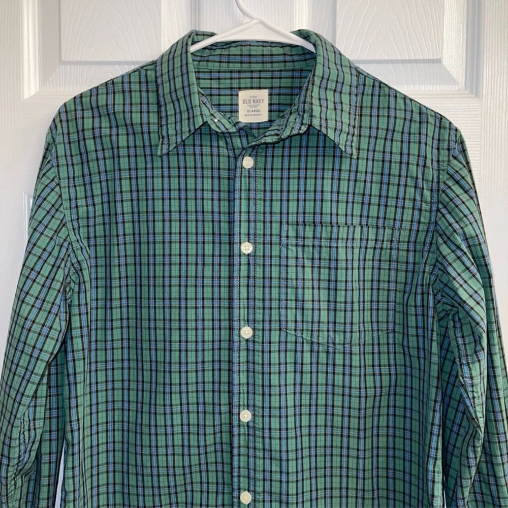 Old Navy shirt